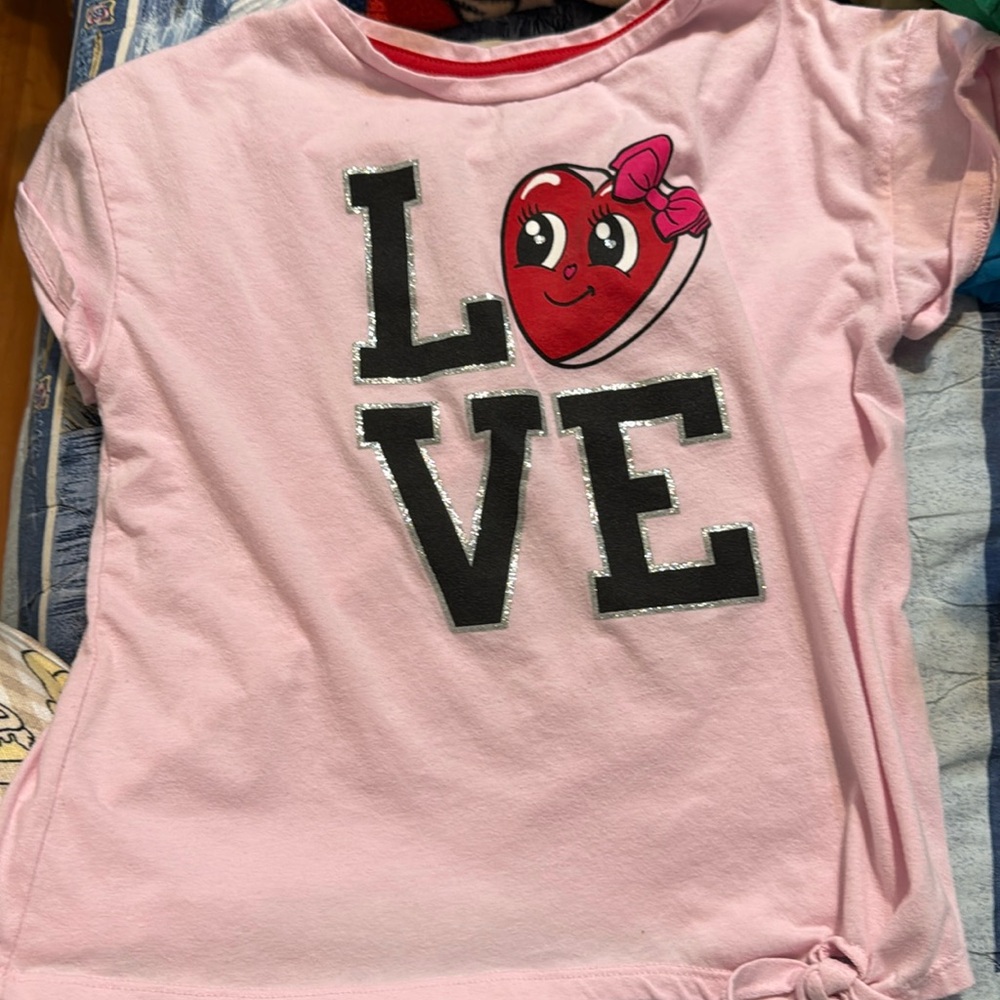 Love T-shirt, size large